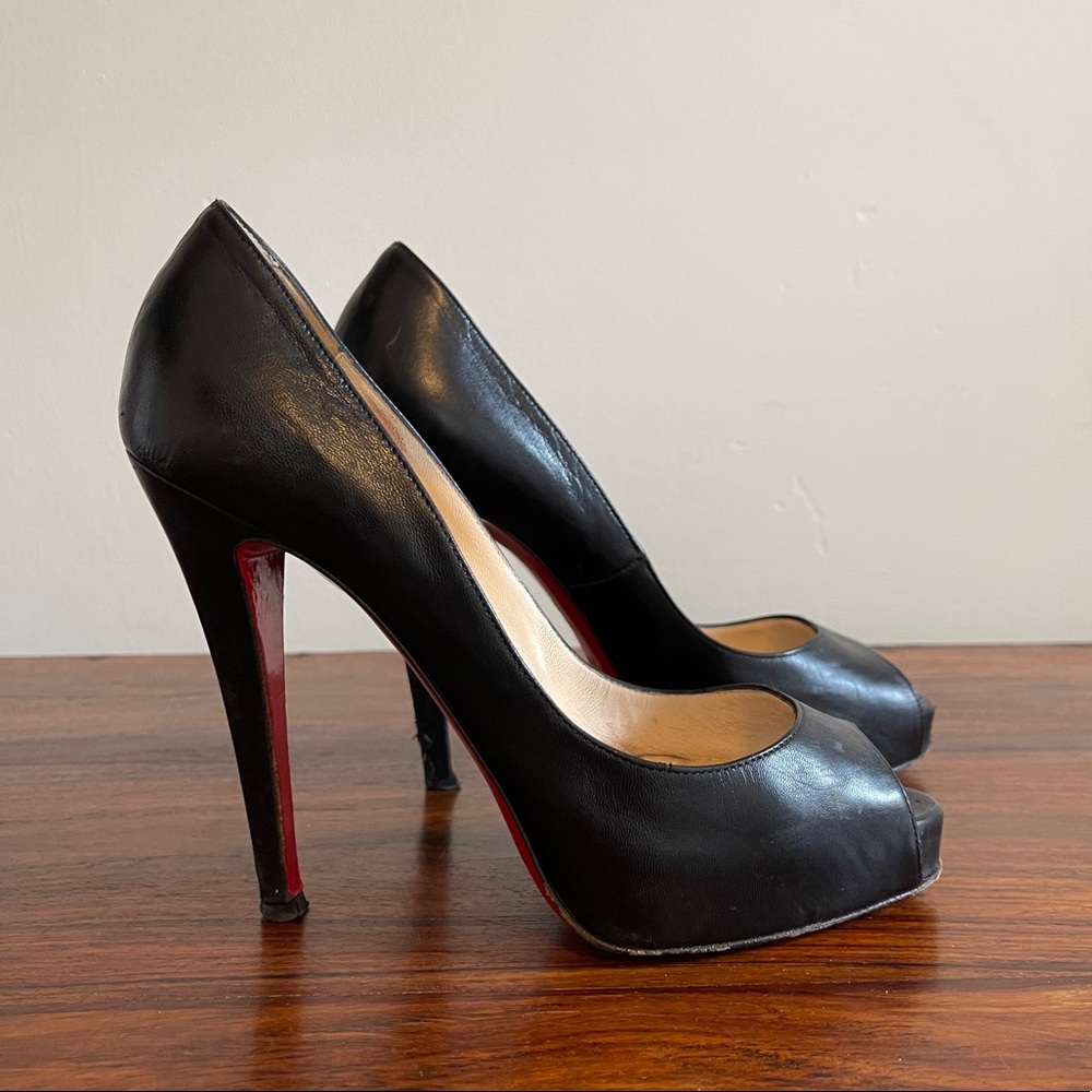 Louboutin Very Prive Black Platforms 37/7